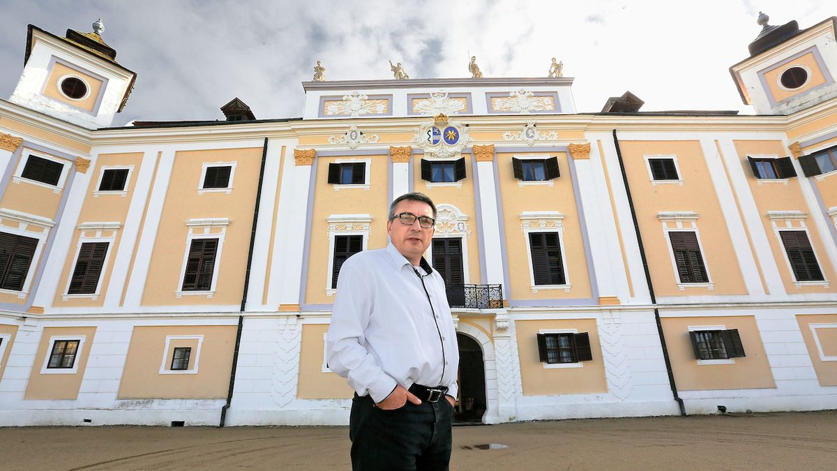 Evžen Boček: Život na zámku je občas pěkná dřina